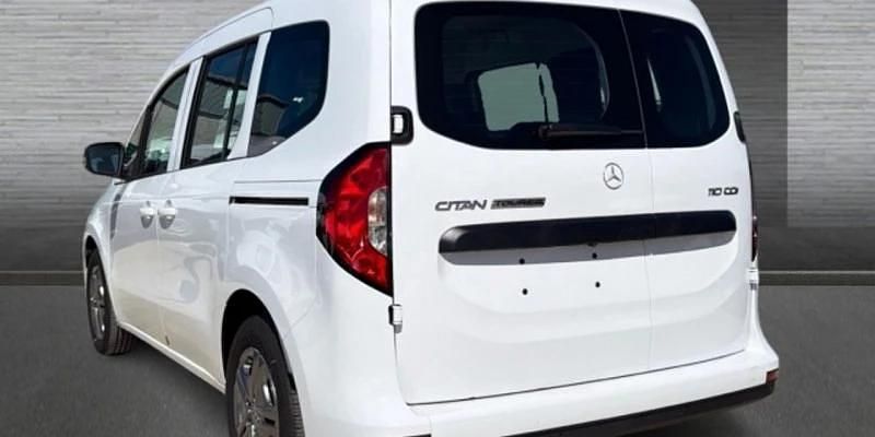 Nuevo Mercedes Citan 110 95 CV (69 kW) 2026 Blanco Familiar