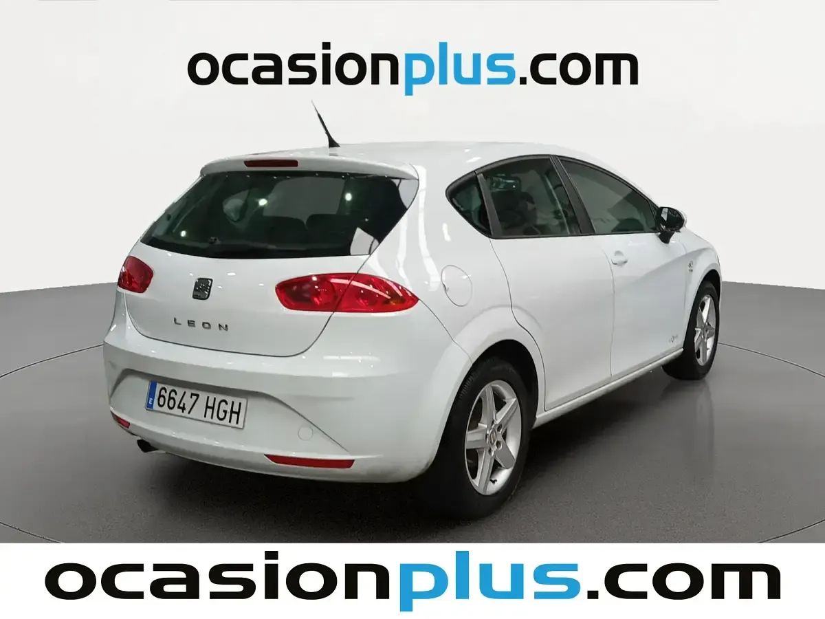 Usado Seat Leon Copa 105 CV (77 kW) 2011 Blanco Utilitario