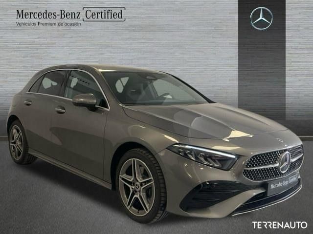 Käytetty Mercedes A250 AMG line 218 HP (160 kW) 2024 Harmaa Sedan