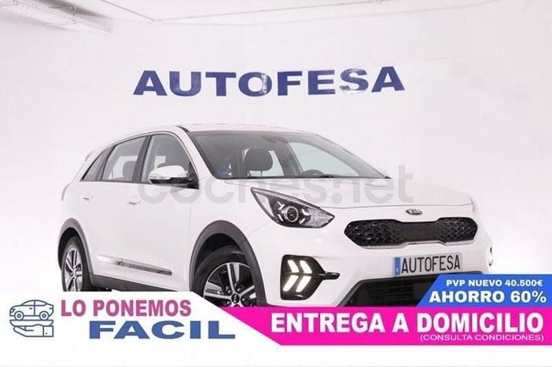 Usado Kia Niro 141 HP (103 kW) 2021 Branco SUV
