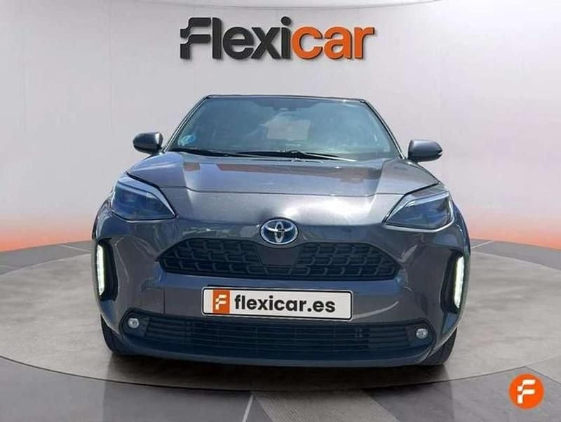 Usado Toyota Yaris Cross Active 116 CV (85 kW) 2024 Gris SUV