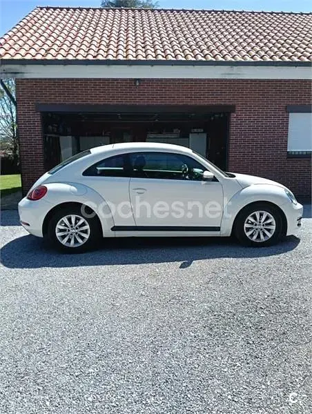 Usado VW Beetle Design 105 CV (77 kW) 2013 Blanco Utilitario