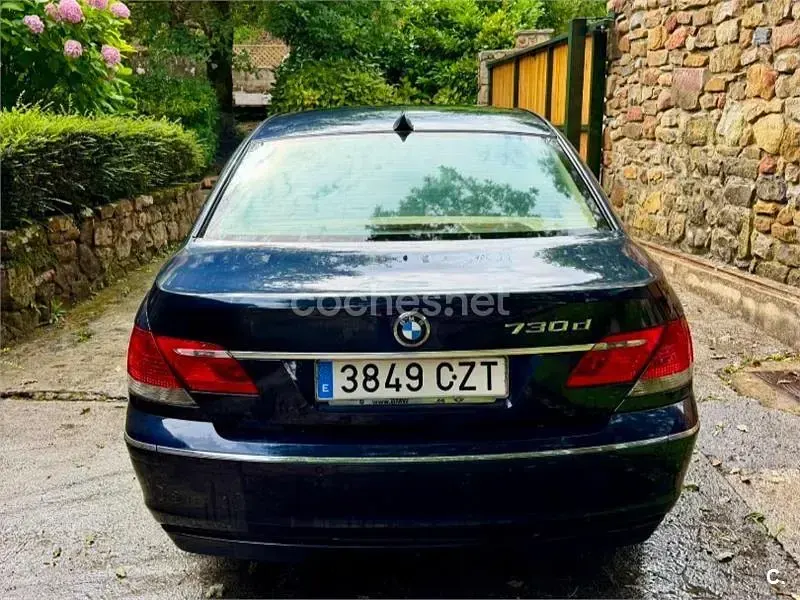 Usado BMW 730 218 CV (160 kW) 2004 Azul Berlina
