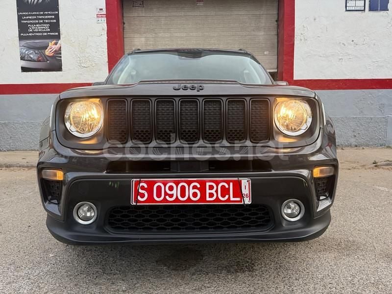 Usado Jeep Renegade Limited 120 CV (88 kW) 2021 Gris / plata SUV