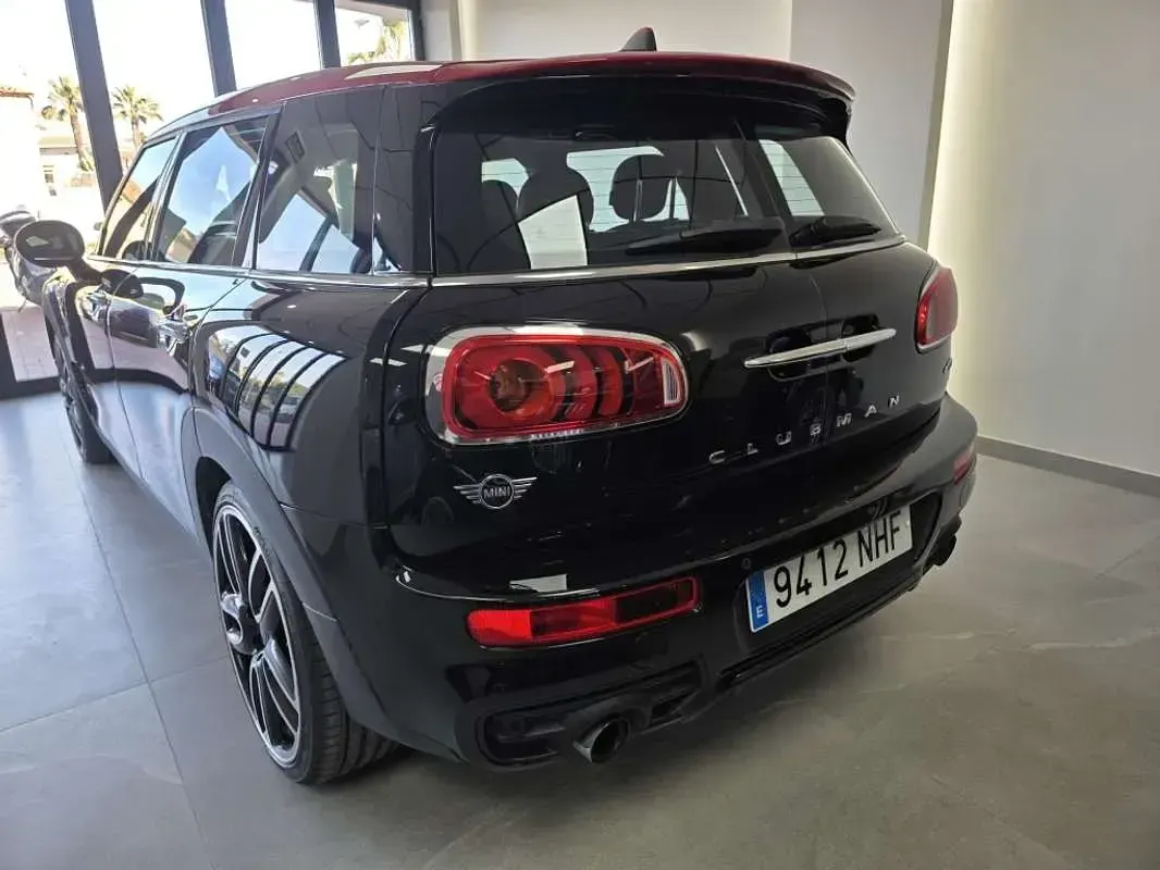Usado Mini John Cooper Works 231 CV (169 kW) 2018 Negro Utilitario