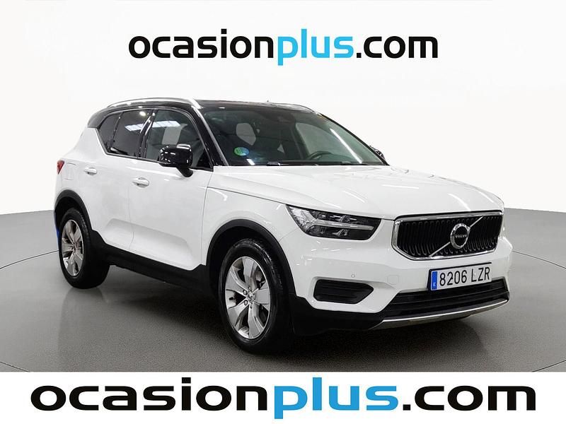 Usado Volvo XC40 Momentum 163 CV (119 kW) 2022 Blanco SUV