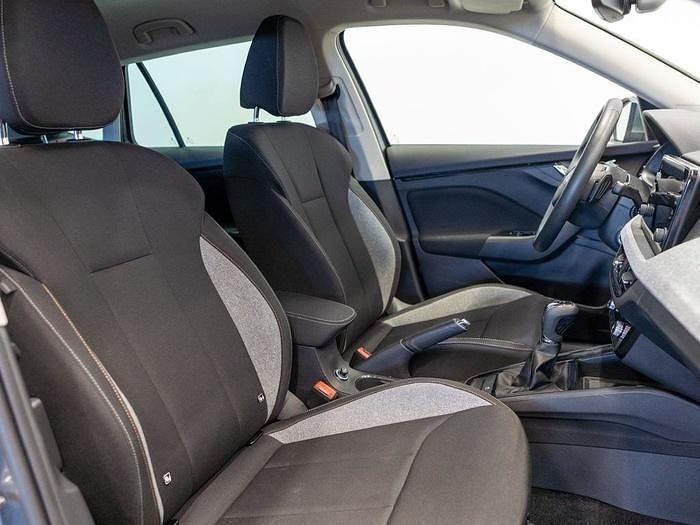 Usado Skoda Kamiq Selection 115 CV (84 kW) 2025 Gris SUV