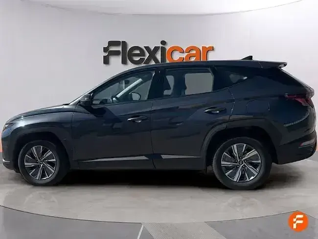 Usado Hyundai Tucson 150 CV (110 kW) 2023 Gris SUV