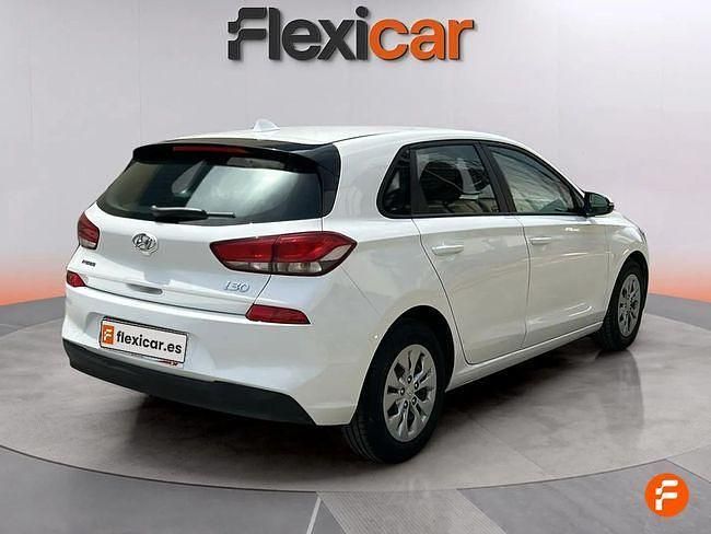 Usado Hyundai i30 120 CV (88 kW) 2017 Blanco Utilitario