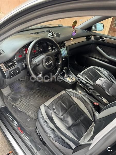 Usado Audi A6 180 CV (132 kW) 2000 Gris / plata Berlina