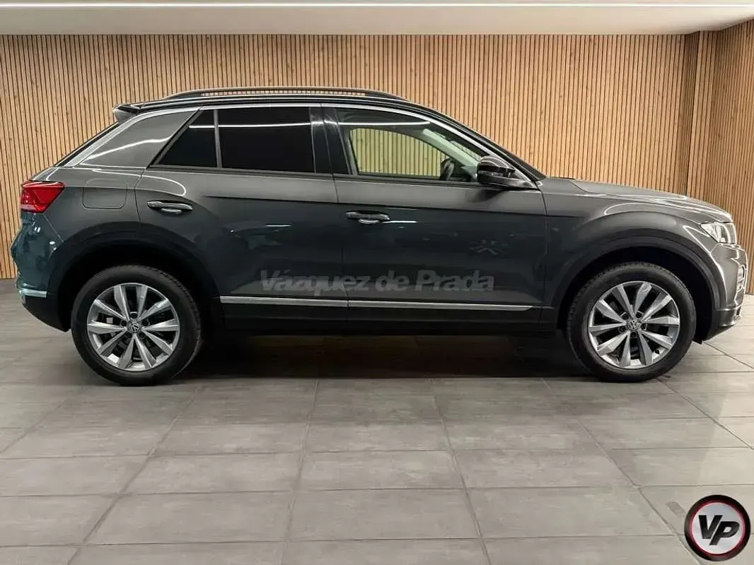 Usado VW T-Roc Advance 150 CV (110 kW) 2019 Gris SUV