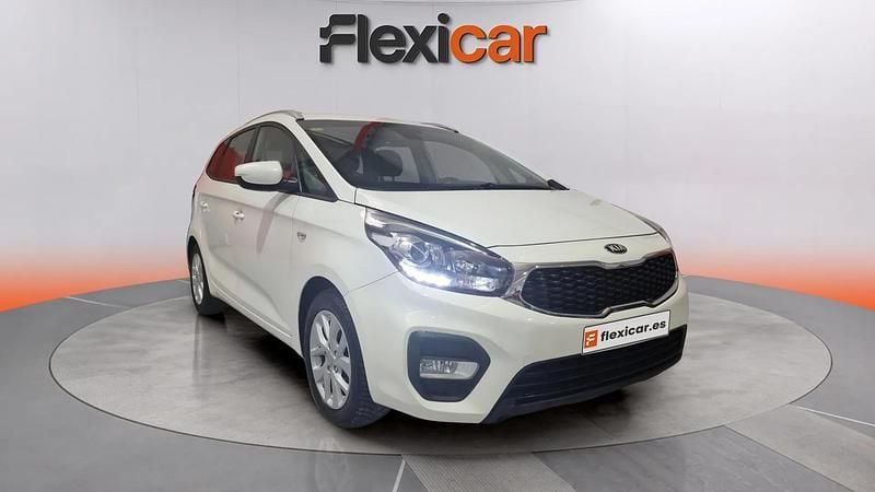 Usado Kia Carens 136 CV (100 kW) 2018 Blanco Monovolumen