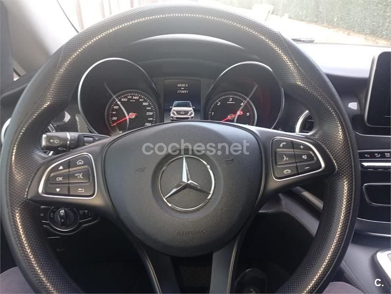Usado Mercedes V220 Exclusive 163 CV (119 kW) 2017 Negro Monovolumen
