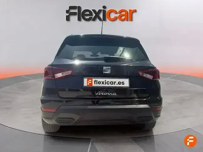 Usado Seat Arona Style 115 CV (84 kW) 2025 Negro SUV