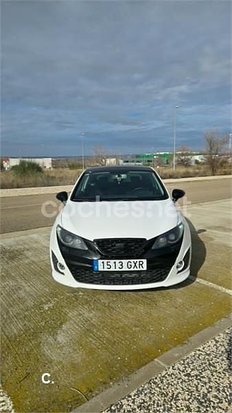 Usado Seat Ibiza SC FR 143 CV (105 kW) 2010 Blanco Utilitario