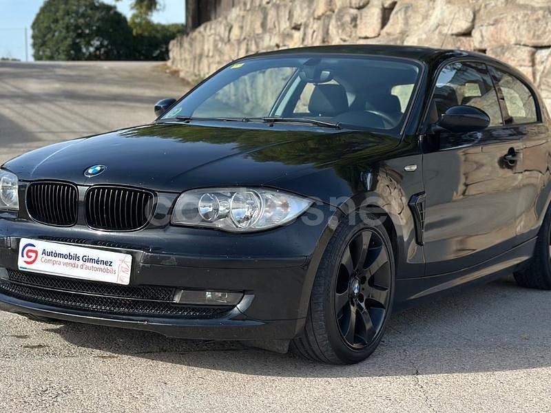 Negro Usado 2008 BMW 118 Utilitario | 4700 € (Buen precio) - Imagen 1/4