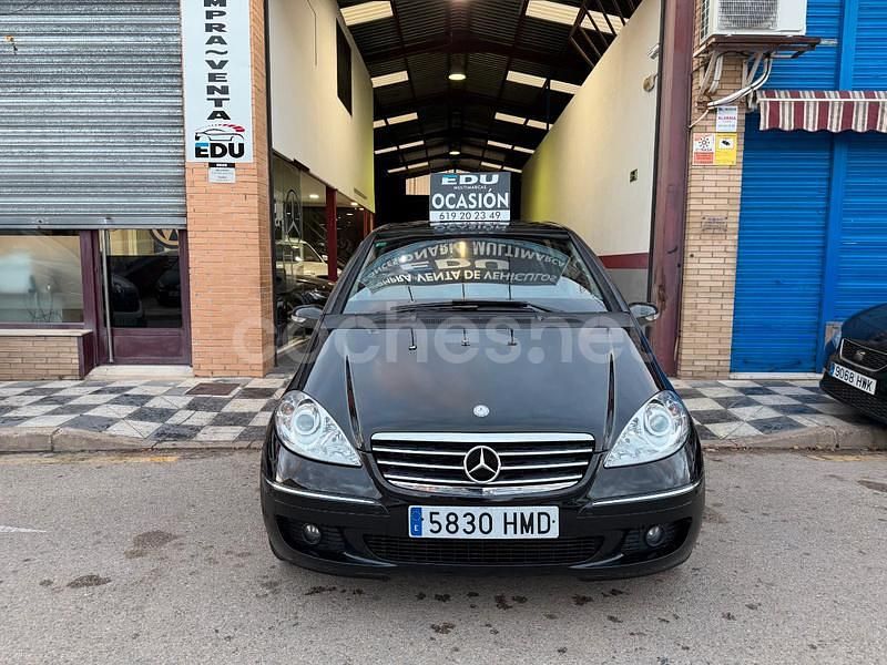 Usado Mercedes A180 Avantgarde 109 CV (80 kW) 2007 Negro Monovolumen