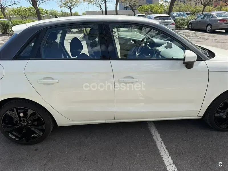 Usado Audi A1 Sportback Attraction 90 CV (66 kW) 2012 Blanco Utilitario