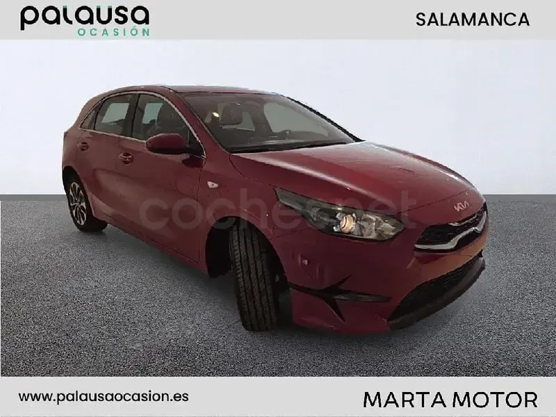 Nuevo Kia Ceed 100 CV (73 kW) 2026 Rojo Utilitario