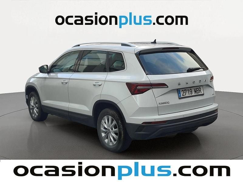 Usado Skoda Karoq Ambition 150 CV (110 kW) 2022 Blanco SUV