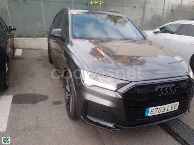 Usado Audi Q7 Ambiente 286 CV (210 kW) 2022 Gris / plata SUV