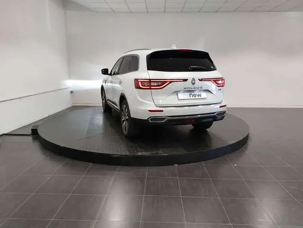 Usado Renault Koleos Initiale Paris 177 CV (130 kW) 2018 Blanco SUV
