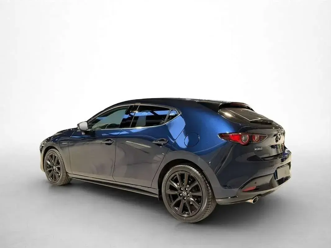 Usado Mazda 3 Nagisa 140 CV (102 kW) 2025 Azul Utilitario