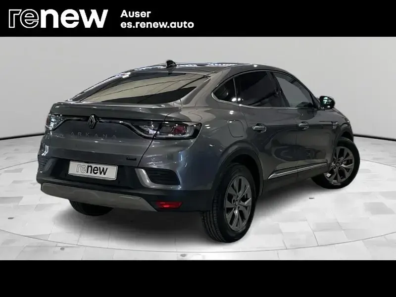 Usado Renault Arkana Techno 145 CV (106 kW) 2025 Gris SUV