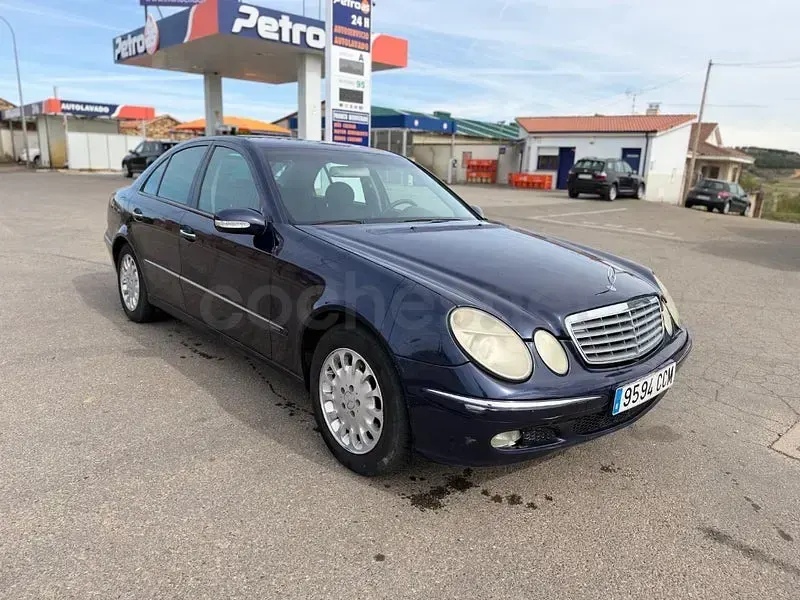 Occasion Mercedes E220 Elegance 150 PK (110 kW) 2003 Blauw Sedan