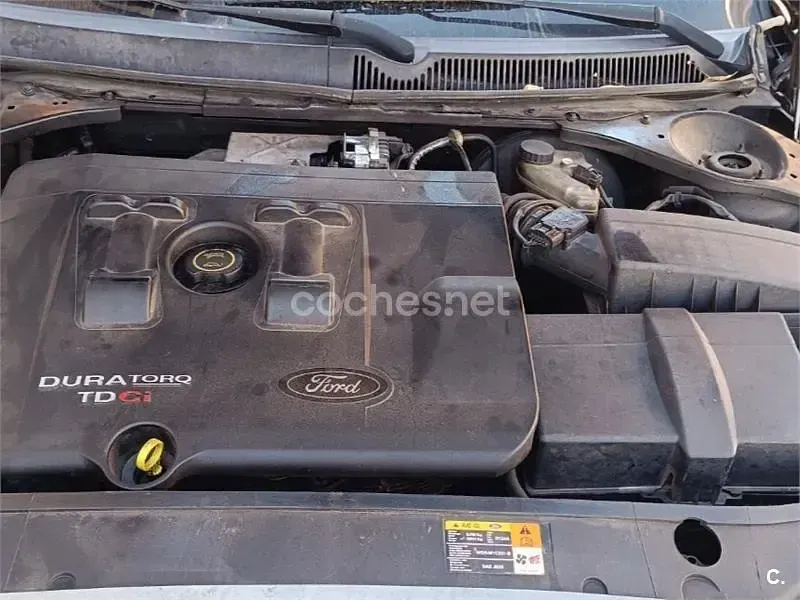Usado Ford Mondeo Trend 130 CV (95 kW) 2006 Negro Berlina