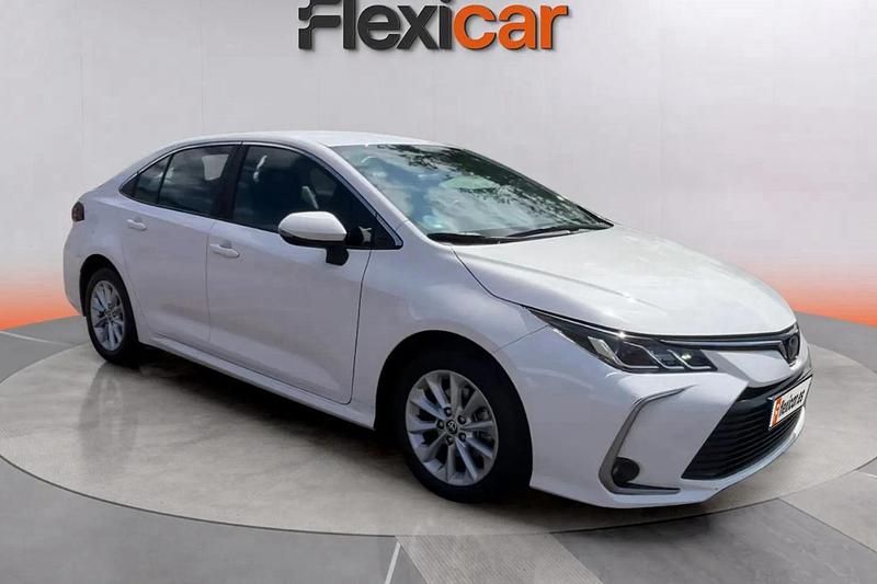 Blanco Usado 2022 Toyota Corolla Advance Berlina | 19.390 € (Buen precio) - Imagen 1/4