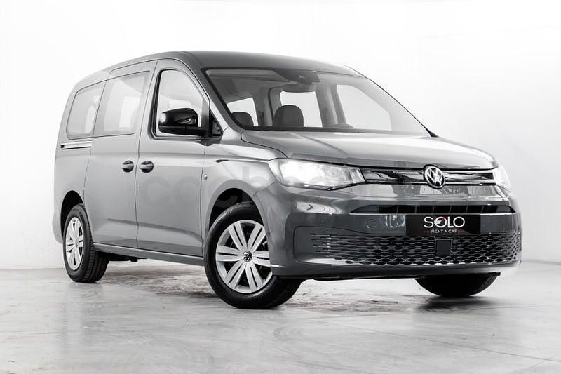 Usado VW Caddy Maxi 114 CV (83 kW) 2024 Gris / plata Monovolumen