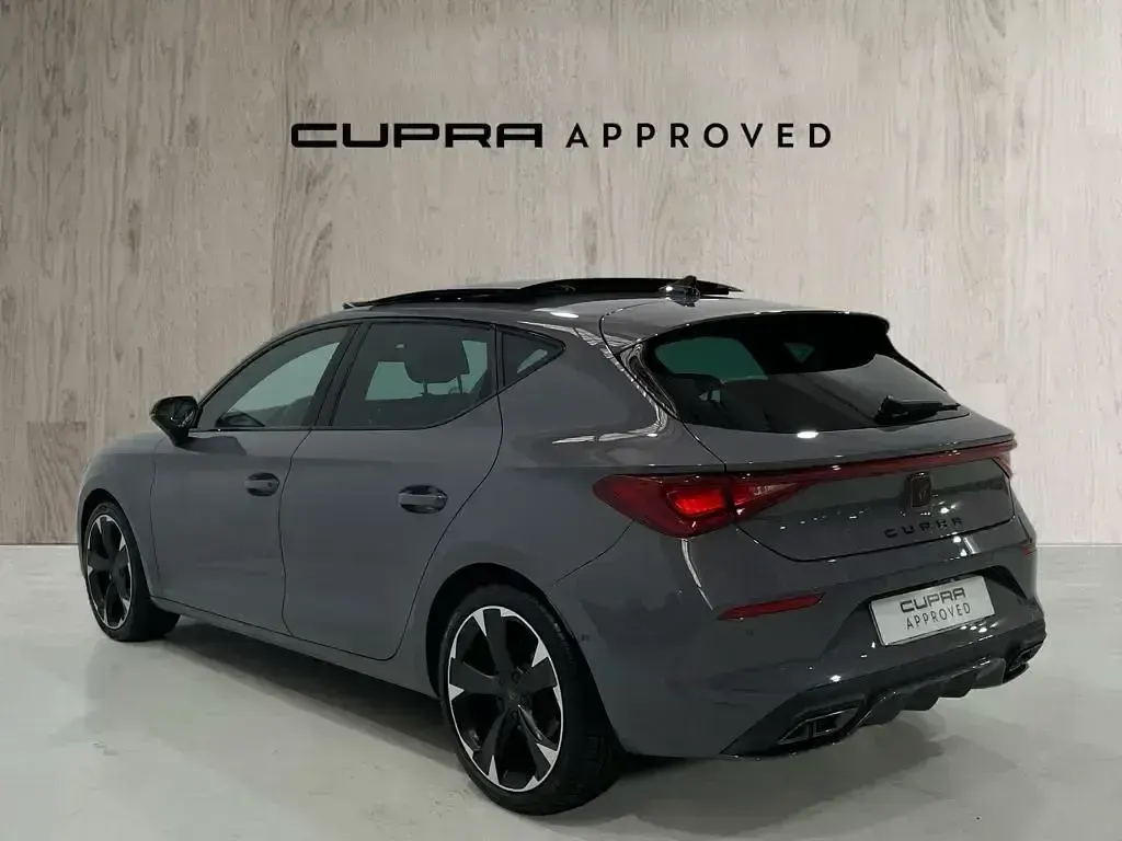 Usado Cupra Leon 150 CV (110 kW) 2024 Gris Berlina