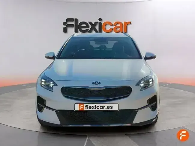 Usado Kia XCeed 136 CV (100 kW) 2021 Blanco SUV
