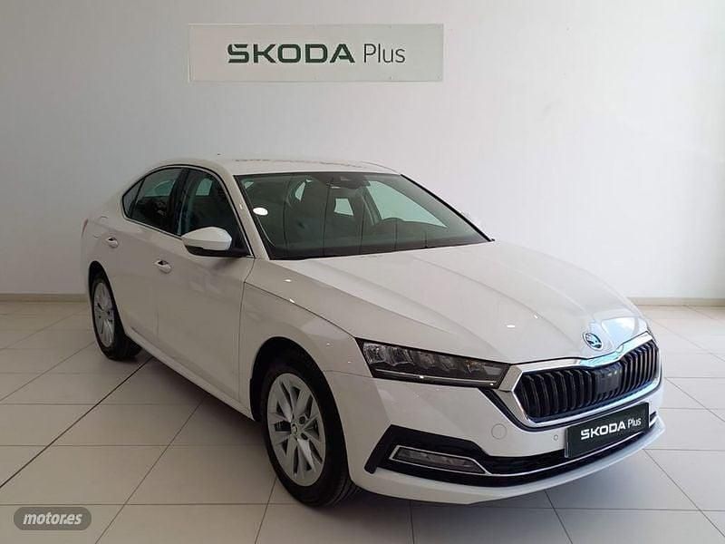 Nuevo Skoda Octavia G-TEC Ambition 130 CV (95 kW) 2025 Blanco Berlina