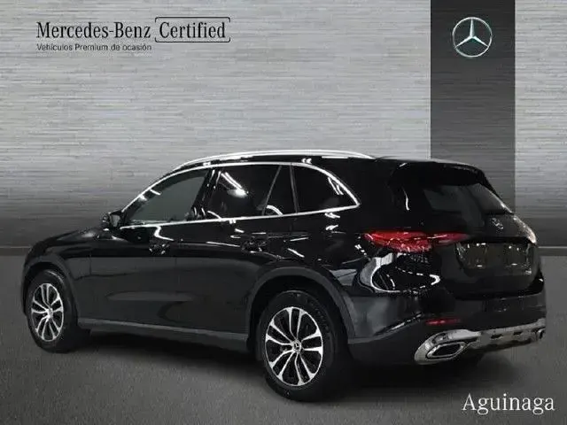 Usado Mercedes GLC220 197 CV (144 kW) 2025 Negro obsidiana SUV