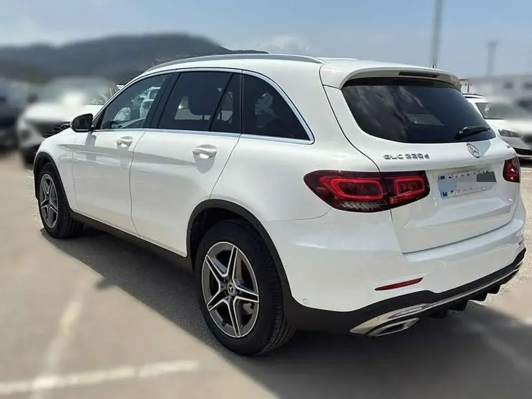 Usado Mercedes GLC220 194 CV (142 kW) 2022 Blanco SUV