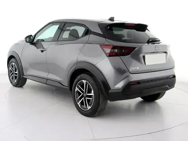 Usado Nissan Juke N-Connecta 114 CV (83 kW) 2025 Gris SUV