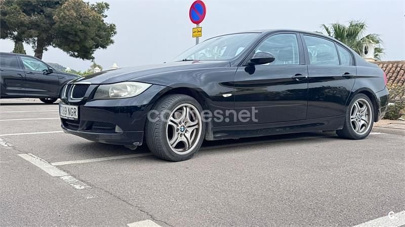 Usado BMW 318 129 CV (94 kW) 2008 Negro Berlina