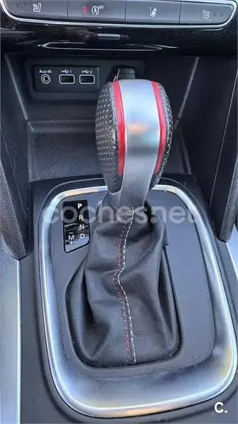 Usado Renault Mégane IV Trophy 300 CV (220 kW) 2020 Amarillo Berlina