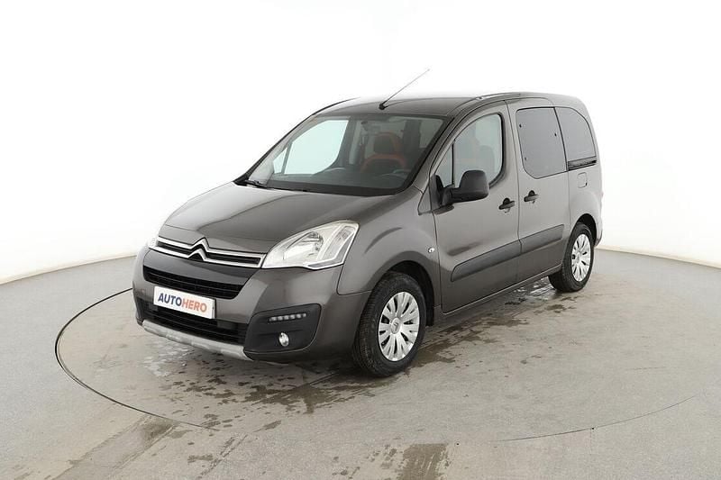 Usado Citroën Berlingo Live 100 CV (73 kW) 2016 Marrón Monovolumen