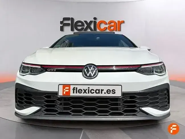 Usado VW Golf VII GTI Clubsport 301 CV (221 kW) 2021 Blanco Utilitario