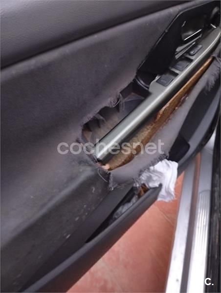 Usado Seat Ibiza 68 CV (50 kW) 2001 Gris / plata Utilitario