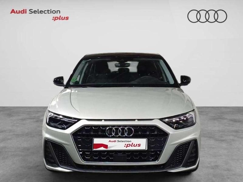 Usado Audi A1 Sportback Black Edition 116 CV (85 kW) 2024 Gris Utilitario