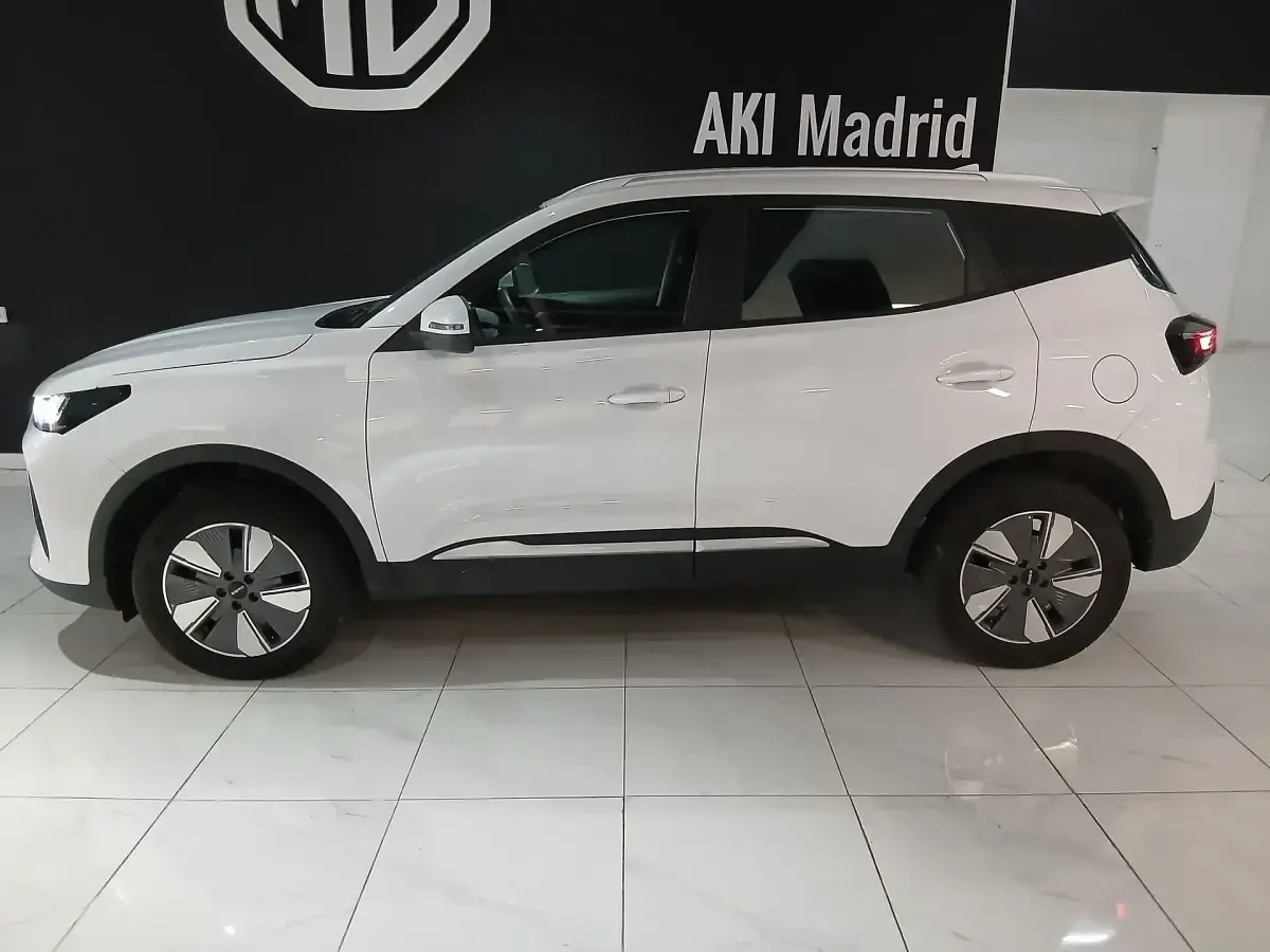 Usado Ebro s400 211 CV (155 kW) 2025 Blanco SUV