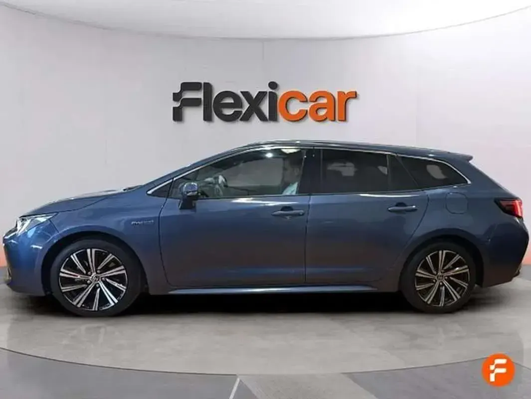 Usado Toyota Corolla Style 184 CV (135 kW) 2021 Azul Familiar