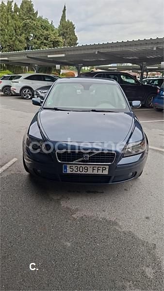 Usado Volvo S40 Summum 140 CV (102 kW) 2006 Azul Berlina