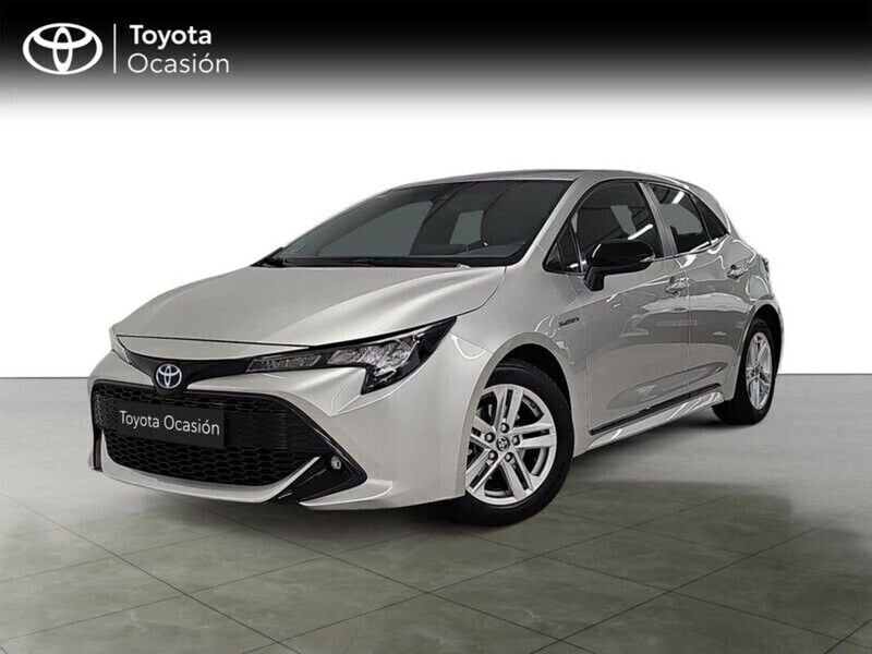 Usado Toyota Corolla Active 122 CV (89 kW) 2021 Plata