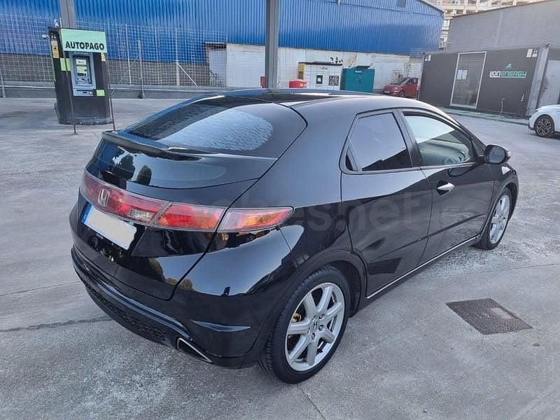 Usado Honda Civic Sport 140 CV (102 kW) 2008 Negro Berlina