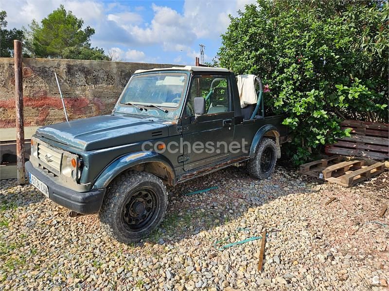 Verde Usado 2003 Suzuki Samurai SUV | 1900 € - Imagen 1/4